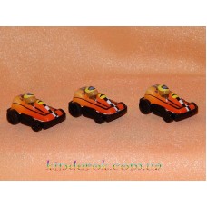 Оранжевая гоночная машинка